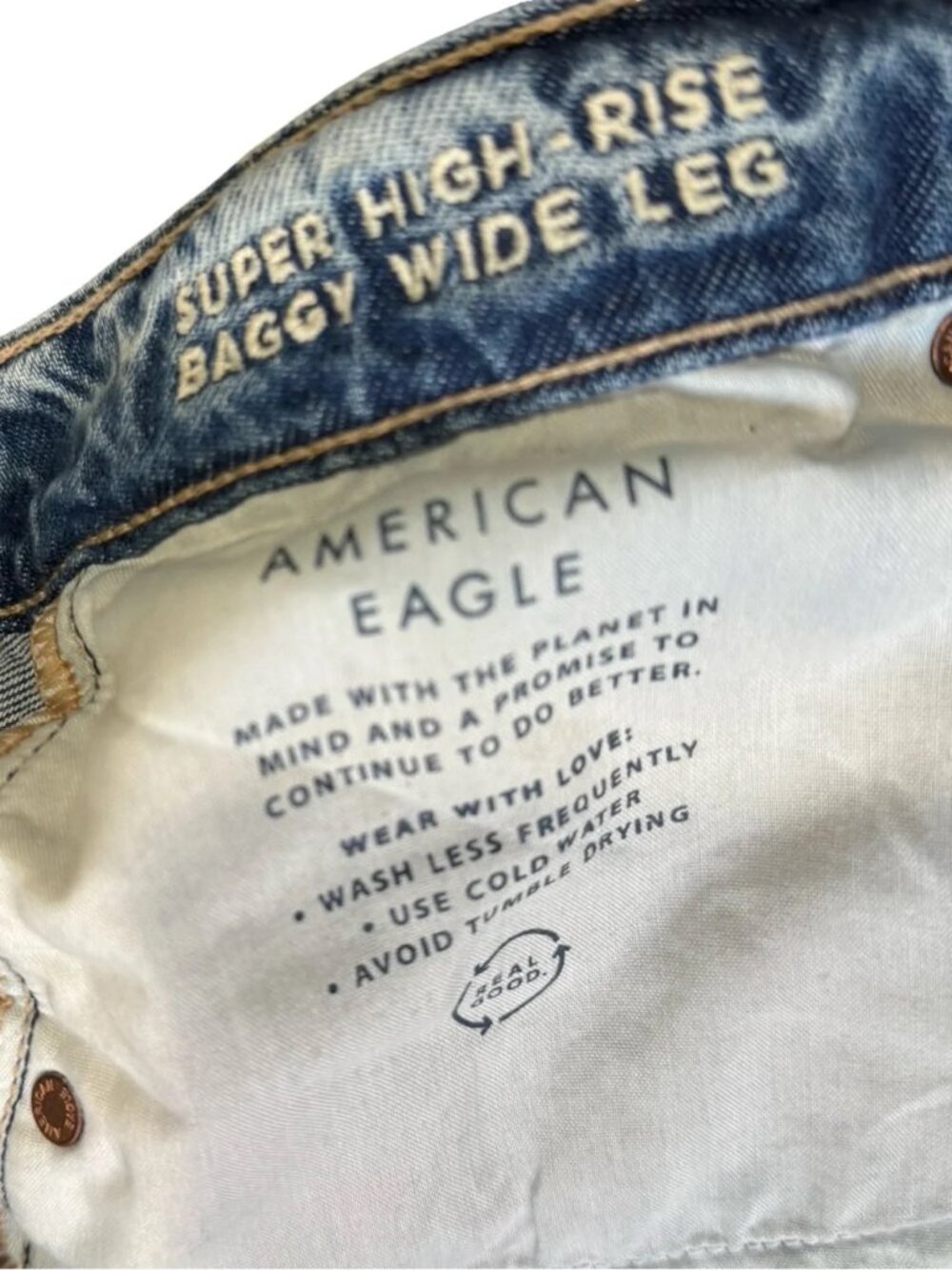 American Eagle Super High Rise Baggy Wide Leg Jeans 12 L | Distressed Raw Hem - Picture 7 of 8